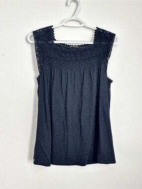 Banana Republic sleeveless lace yoke top in Preppy Navy size small